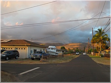 Kaua'i, Kekaha: Feuer an der Koke'e Rd.!