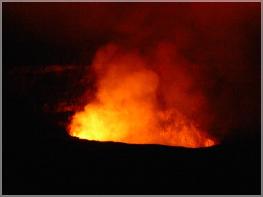 Big Island: Volcanoes NP: Vent bei Nacht